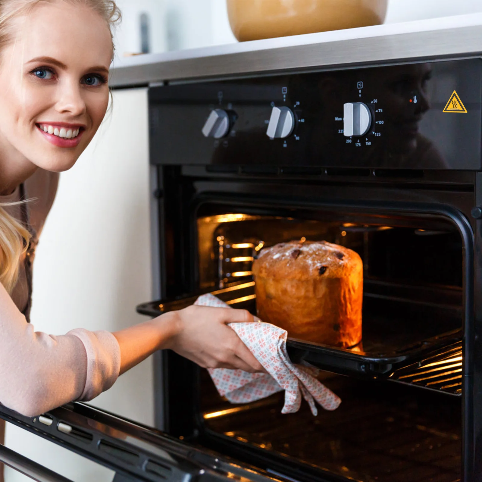 Рисунок 5 - наклейки для ярлыков