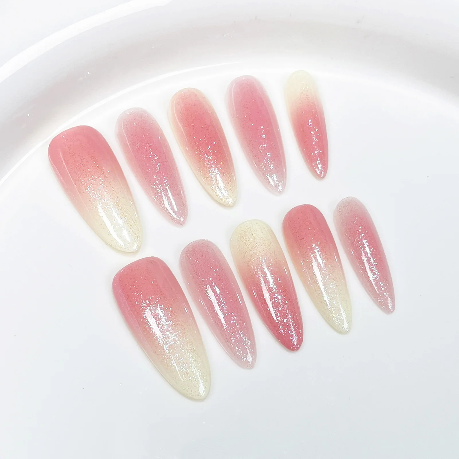 Градиентные Розовые Глянцевые Накладные Ногти Ручной Работы Длинные Овальные