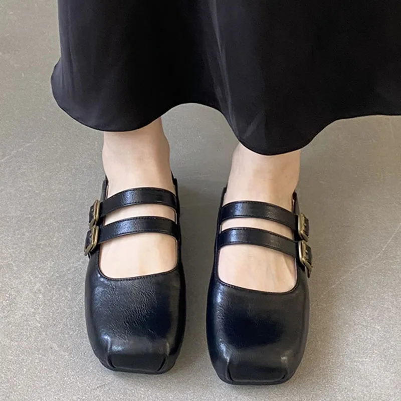 Женские туфли на плоской подошве с квадратным носком мягкой