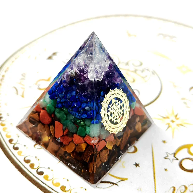 Натуральная Кристаллическая Пирамида Смола Гранат Весна Медь Оген