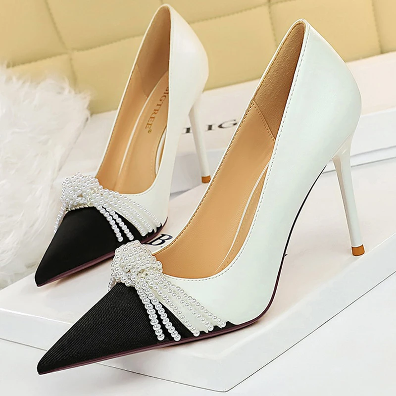 

Shoes Pearl Bowknot Women Pumps Luxurious High Heels Fashion Party Shoes Women Heels Stiletto Ladies Shoes Plus Size 43
