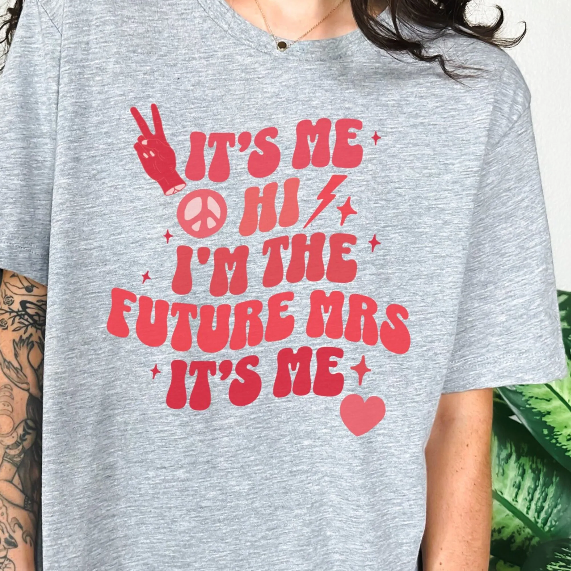 Футболка Grey It's Me Hi'm будущая миссис женская для помолвки