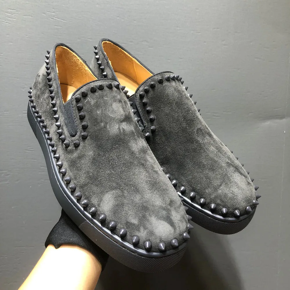 

Low Top Red Bottom Shoes For Men Dark Grey Suede Genuine Leather Studs Casual Flats Loafers Sneaker Couple Women Driving Spikes