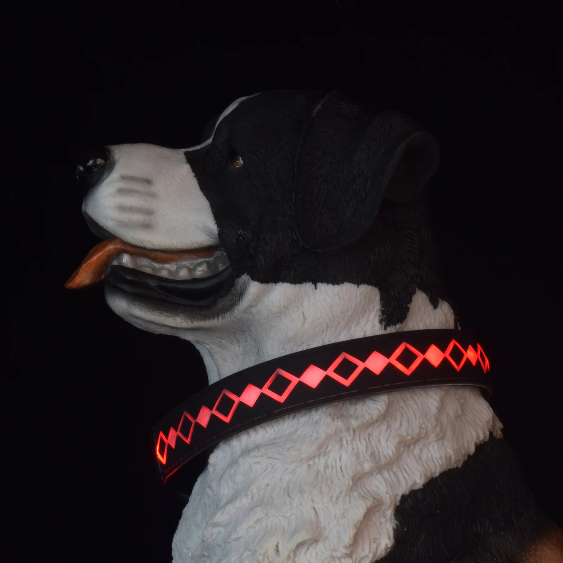 

2023 New Products Pet LED Dog Collars Rechargeable Nylon 15 Modes Flashing Light Up Led Dog Collar for Light Up Led Collars