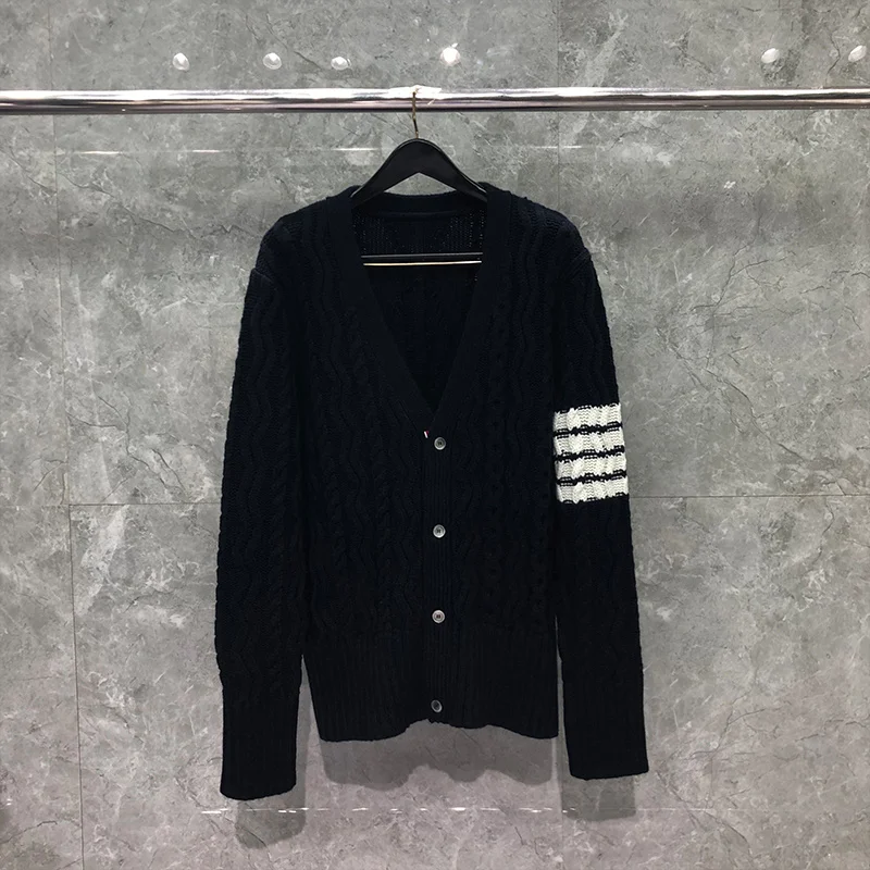 

THOM Men's Sweater Autunm Winter Fashion Brand Coats Merino Wool Aran Cable 4-Bar Stripe V-Neck Cardigan Navy TB Sweaters