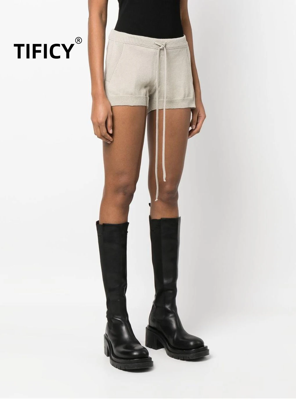 Женские трикотажные шорты в рубчик Dark RO удобные шерстяные повседневные черного и