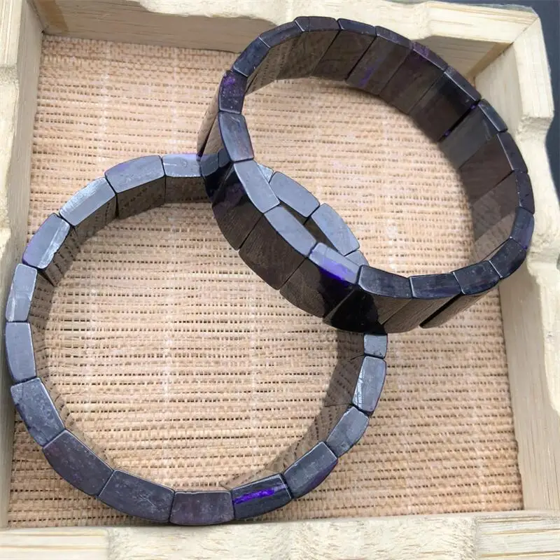 1 шт. Женский Амулет из натурального сахарита 14 х10 мм