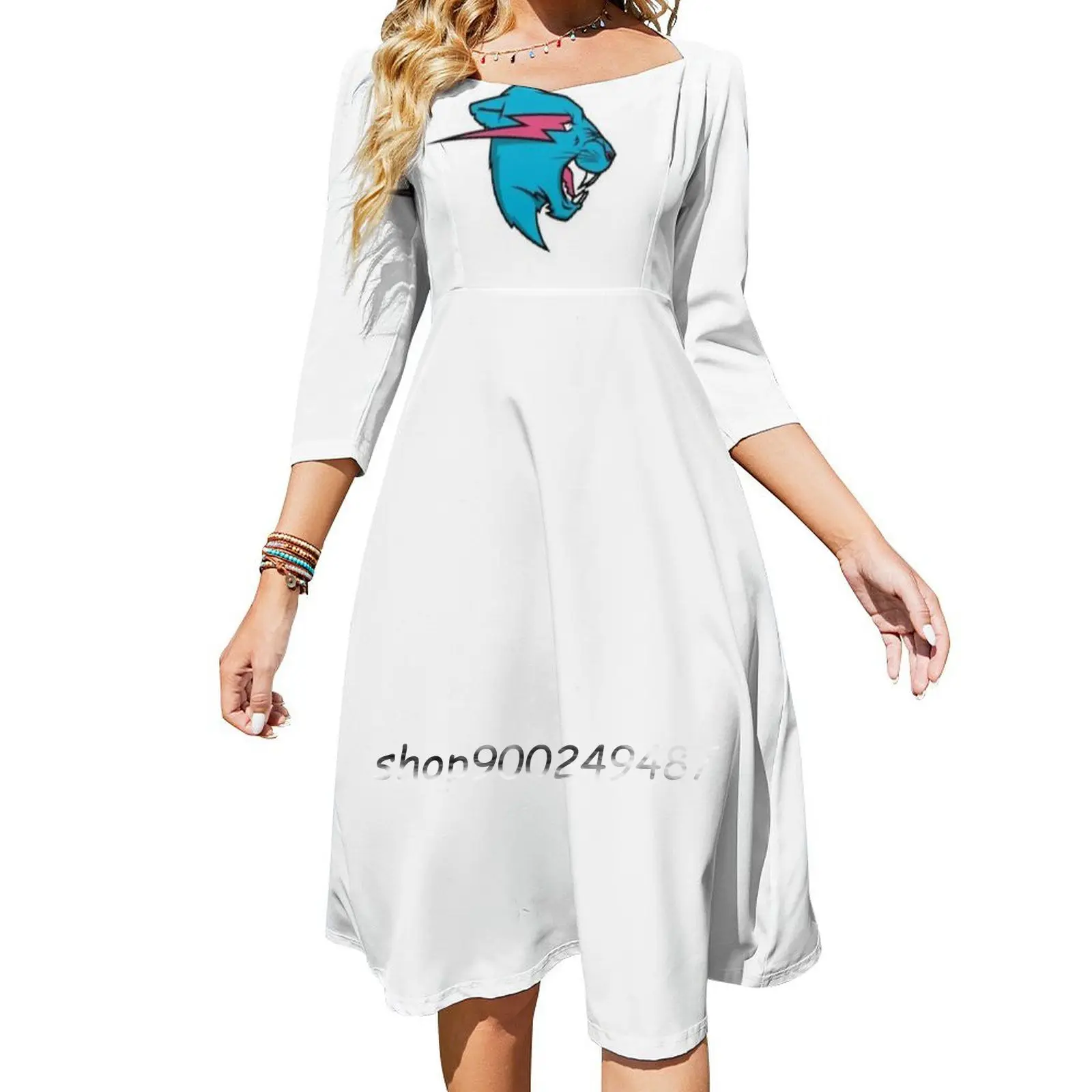 / . Mr Blue Lion Beast ( White )-Useless Madala Sweetheart Knot Flared Dress Fashion Design Large Size Loose Baest