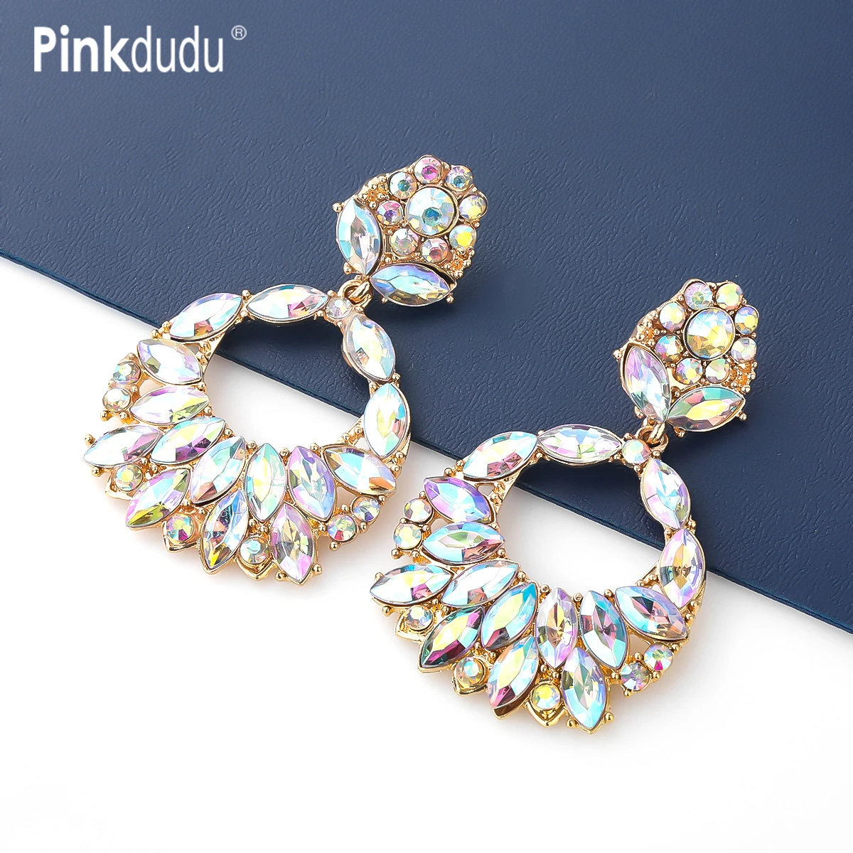 

Pinkdudu Fashion New Flower Round Drop Earrings Exaggerated Flash Rhinestone Geometric Alloy Earring for Women Jewelry PD1001