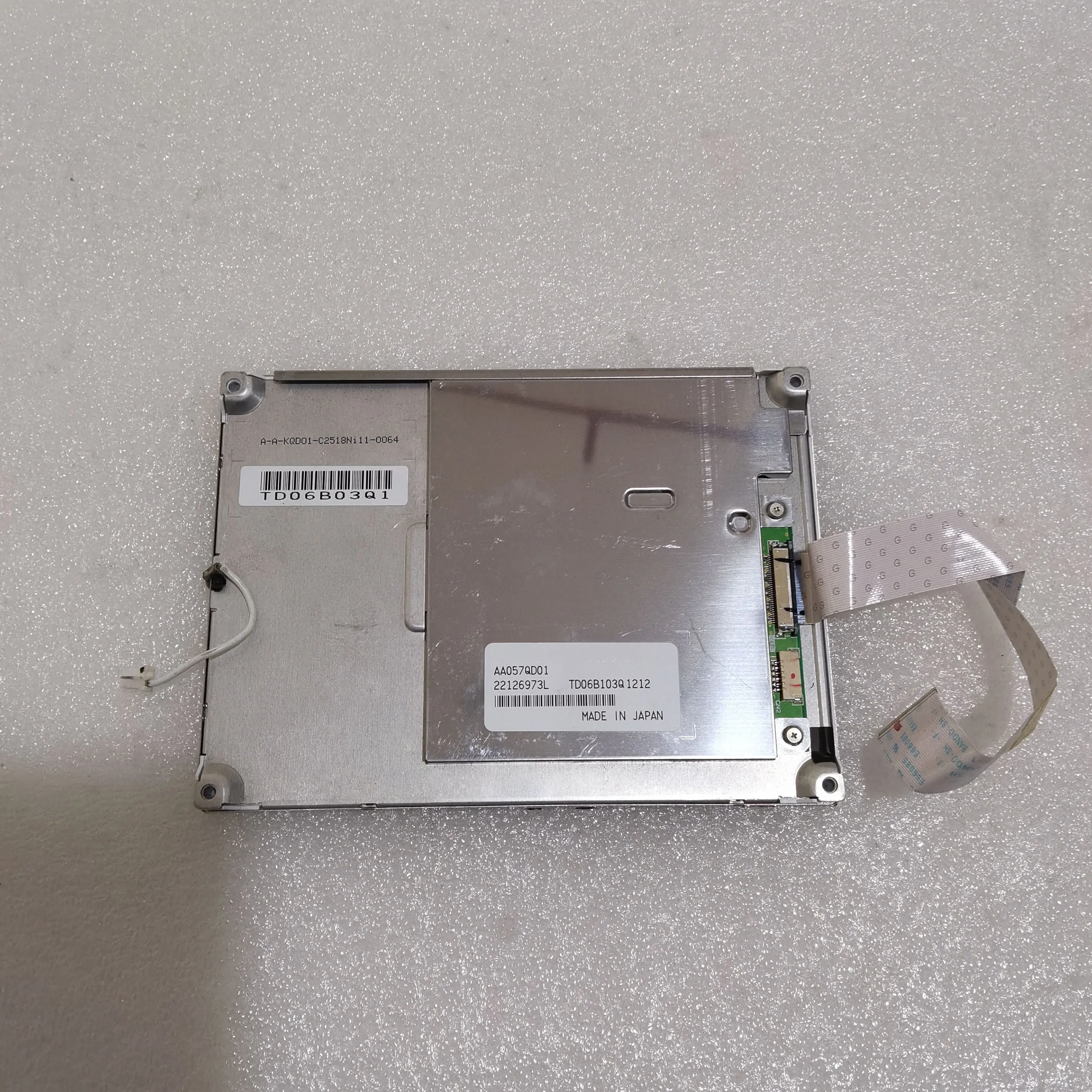 ЖК-экран диагональю 5 7 дюйма AA057QD01