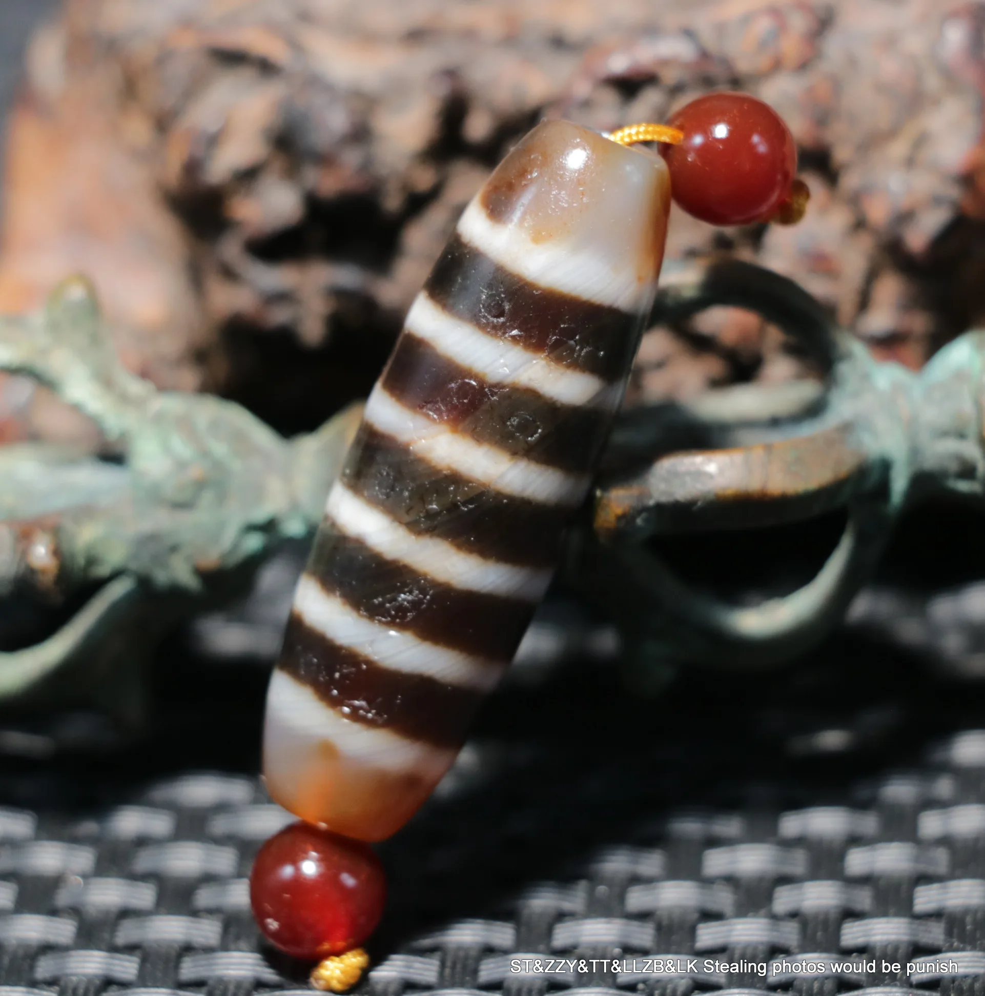 

Treasure Magic Power Tibetan Old Agate Cinnabar Dots 6 Line Healer Medicine dZi Bead Pendant Talisman Amulet UPD230613N56