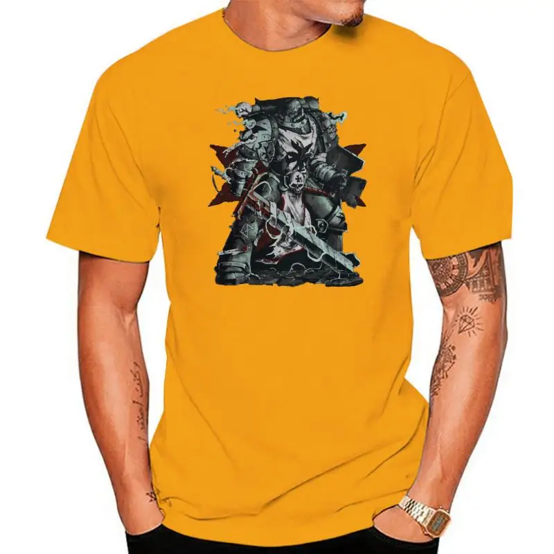 Черная футболка тамплиеров создает милую семейную стандартную летнюю стильную