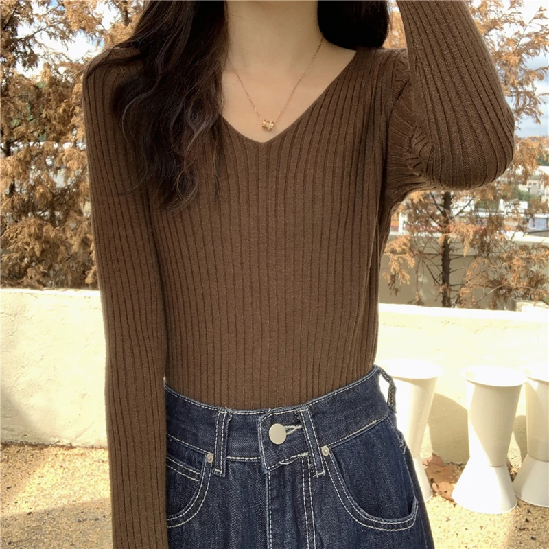 Женский трикотажный свитер с V-образным вырезом Зимний пуловер