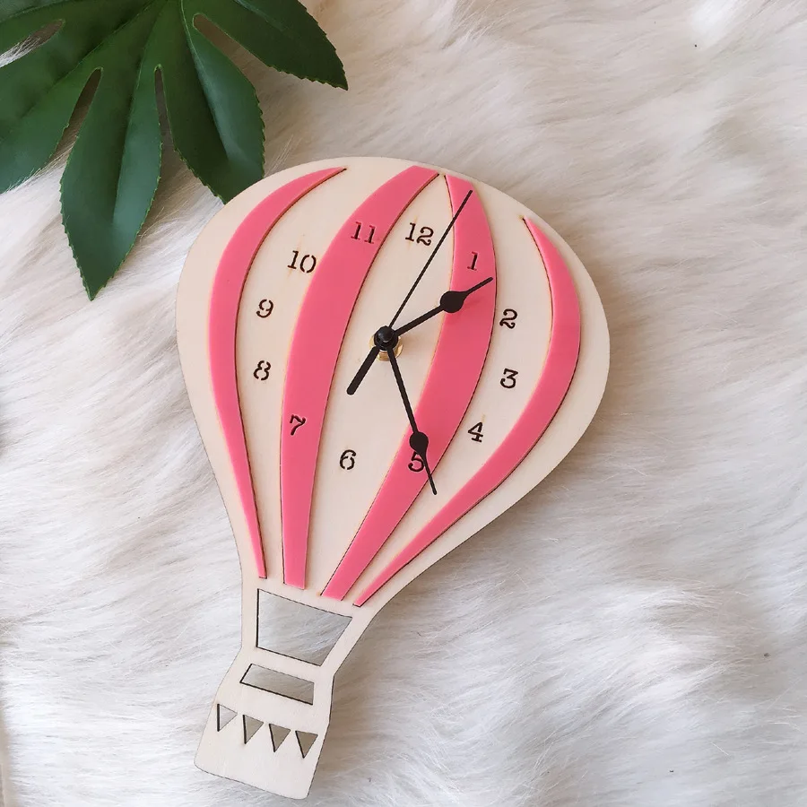 

Ins Nordic Style Hot Air Balloon Clock Wooden Cartoon Art Silent Clock Watch Home Cafe Wall Decoration Children's Room Clock