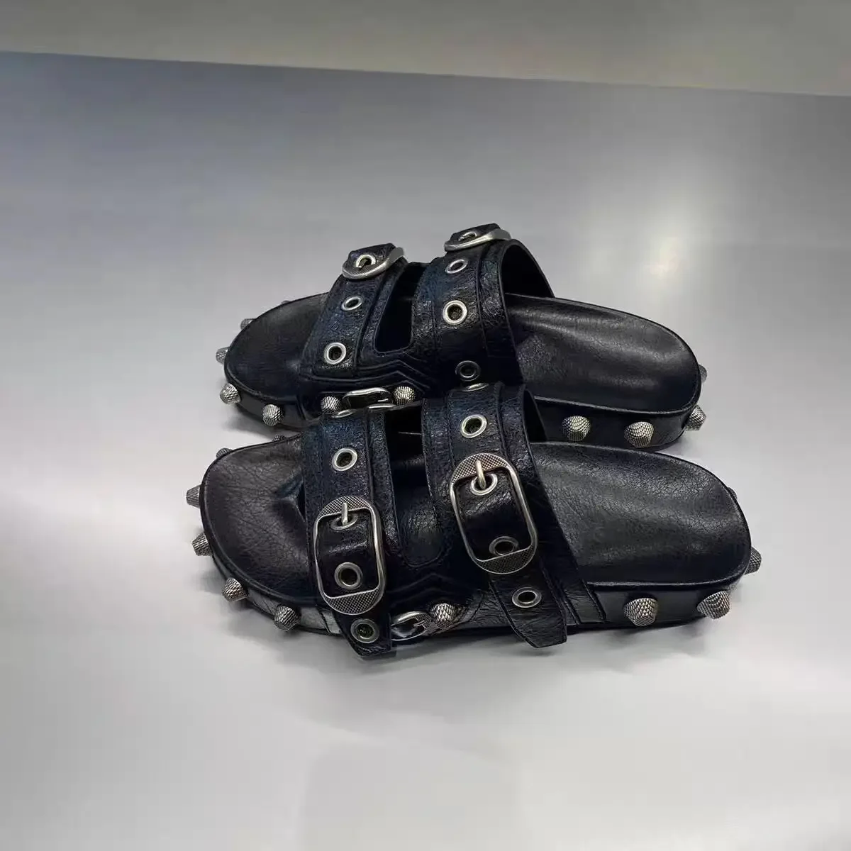 Сандалии на платформе в стиле панк с шипами однотонная уличная одежда римские