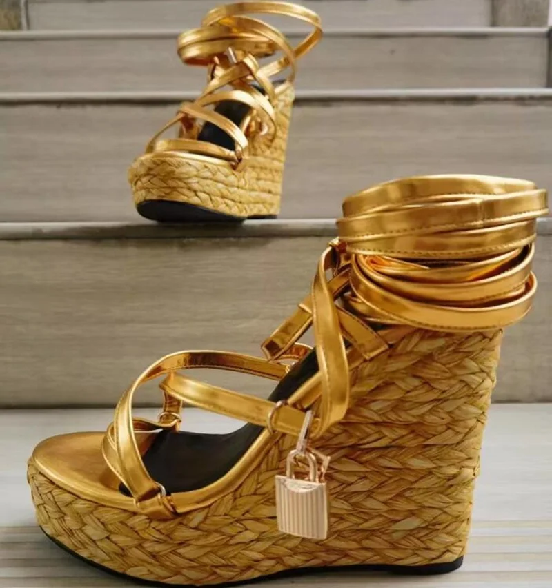 

Fashion Gold Padlock Rope Platform Sandals Pink Black Gold Ankle Wrap Wedge Espadrille Sandals Runway Summer Shoes