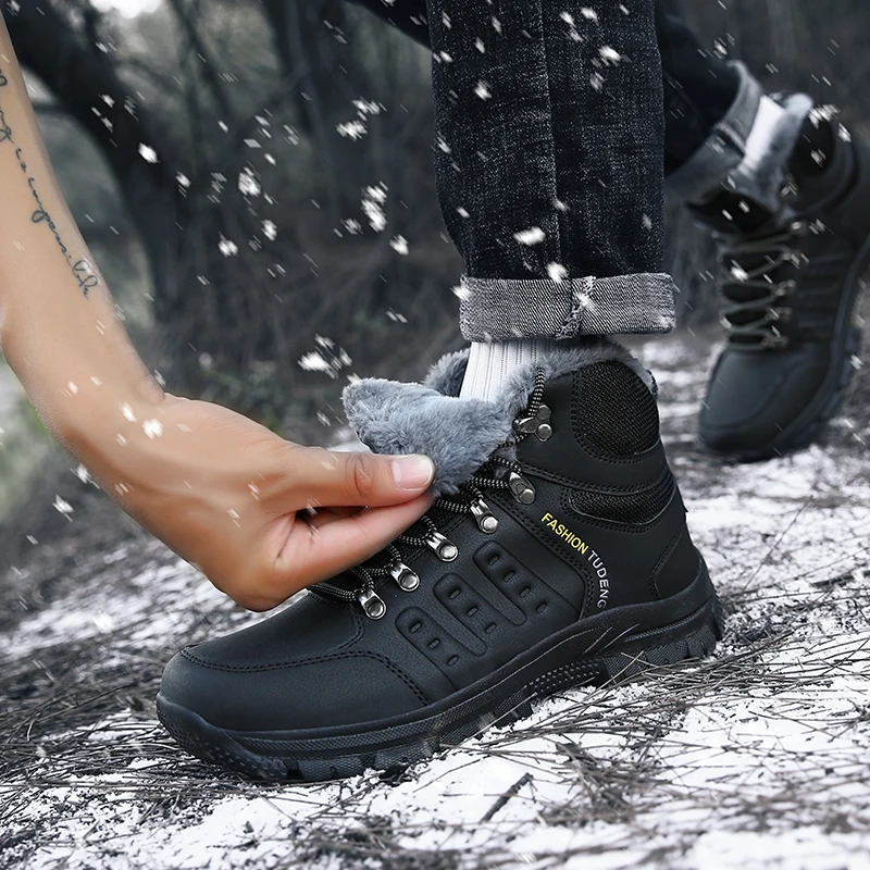 STRONGSHEN Men Outdoor Waterproof Hiking Boots Non-slip Warm Fur Walking Climbing Shoes Mountain Sport Boot Hunting Men Sneakers