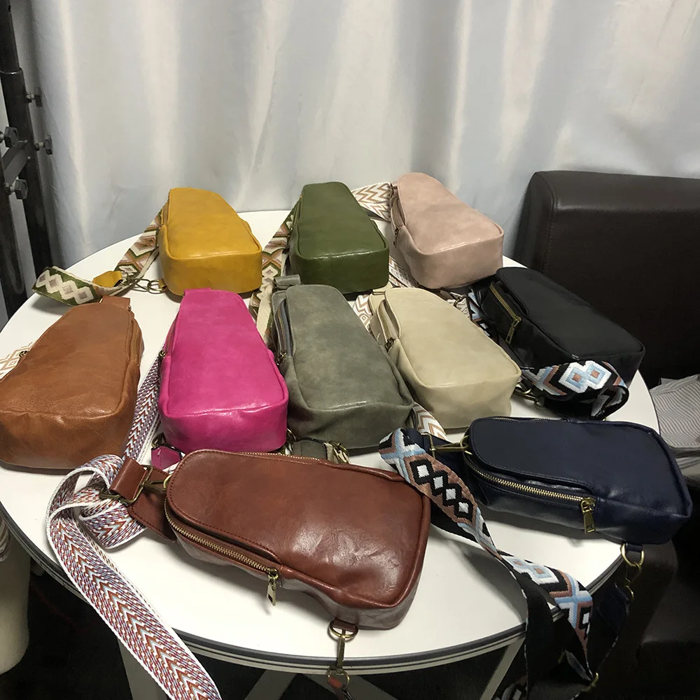 Vintage Leather Sling Bag Women Luxury Designer Leopard Guitar Strap Crossbody Chest Bags Ladies Fashion Versatile Fanny Packs