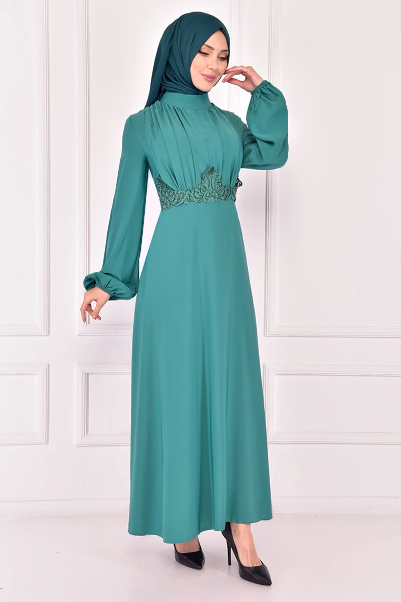 

Gupure Detail Dress Emerald ASM2387