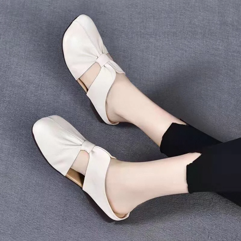 

2022 Summer Shoes Women's Bow Tie Slippers Round Toe Lace Retro Style Soft Bottom Size Flat Bottom Outer Wear Slippers Women