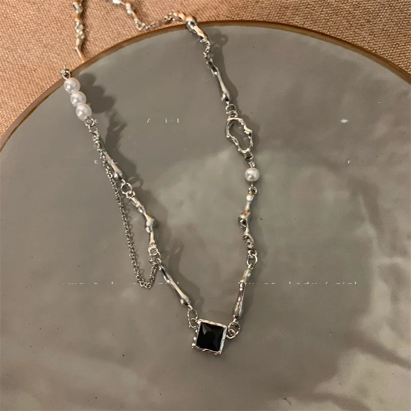 Cold Wind Baroque Pearl Zircon Titanium Steel Necklace Design Sweet Cool Sexy Hip Hop Clavicle Chain Neck