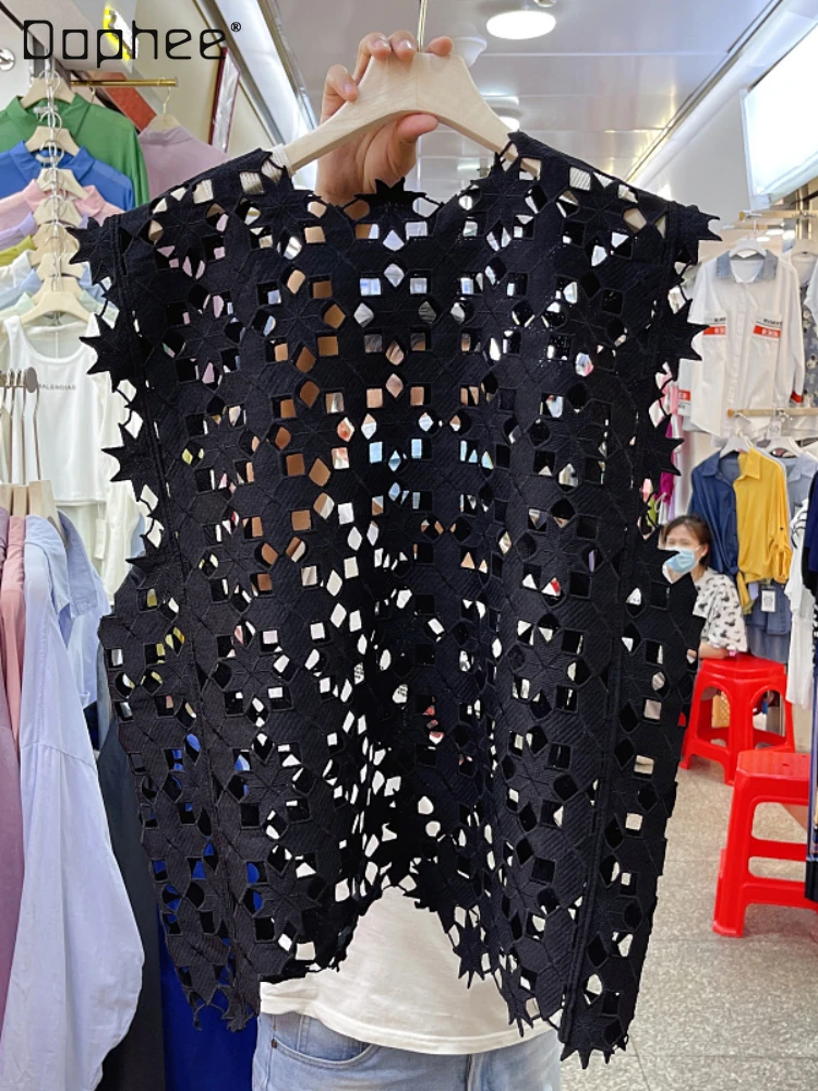 

French Style Women's Summer Irregular Hollow-out Crocheted Lace Vest 2022 New Loose Fashion Solid Color Blouse Outer Wear Vests