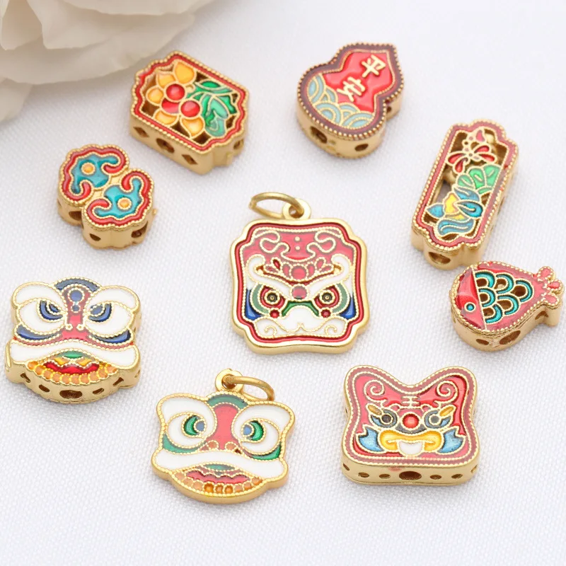 

Ancient Rhyme Gilt Enamel DIY Handmade Beaded Bracelet Accessories Palace Style Dripping Oil Lion Dance Good Luck Small Pendant