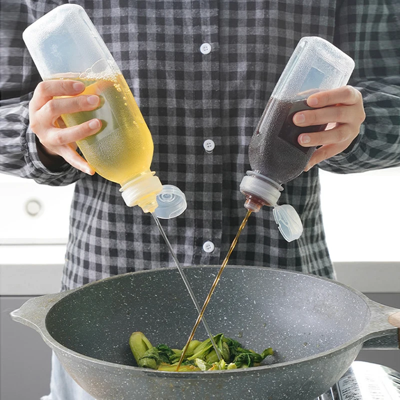 

300ml/500ml Dispenser Squeeze Baking Oil Bottle Cooking Vinegar Kitchen Plastic Seasoning Squeeze Bottle Tool Olive Plastic