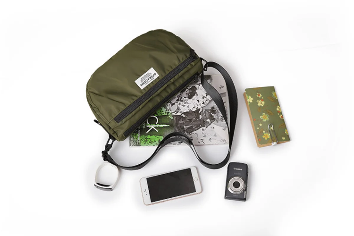 Casual Men Shoulder Messenger Bag Oxford waterproof Cell Phone Bag Unisex Crossbody Pack Travel Waist Pack Chest Pouch Backpack