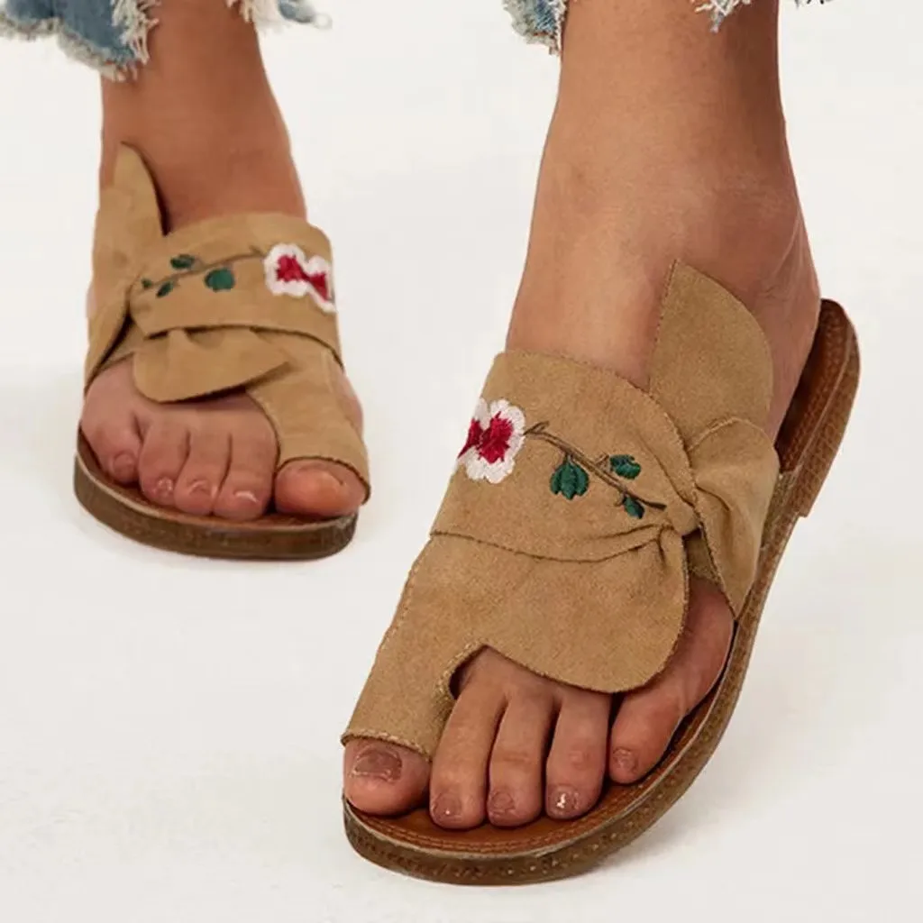 

Ladies Spring/Summer 2022 European and American Style Embroidered Bow Slippers Ladies Sandals and Slippers Women's Large Size