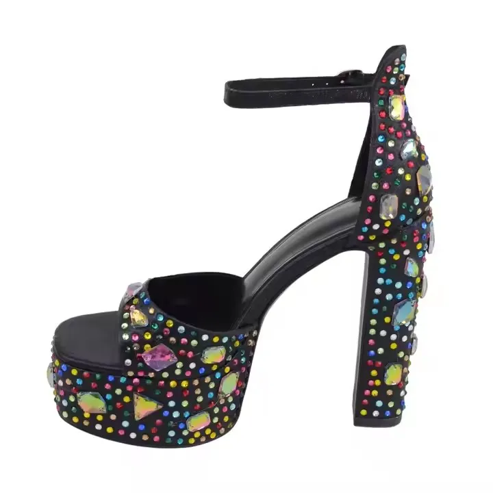 Сандалии женские на платформе роскошные босоножки с вышивкой кристаллами