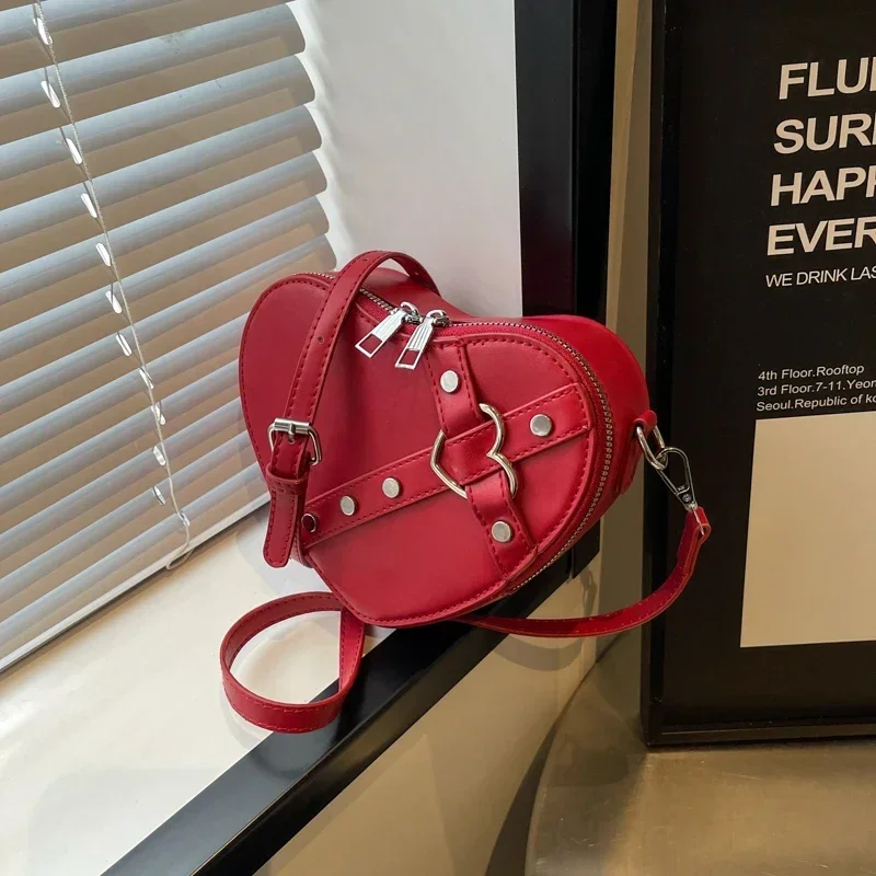 Модные однотонные сумки через плечо в форме сердца Высококачественные