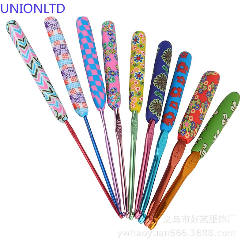 

14Delicate Colorful Fancy Pattern 9pcs Crochet Set Yarn Needle Yarn Special Soft Pottery Crochet Hooks with Opp Bag Dropshipping