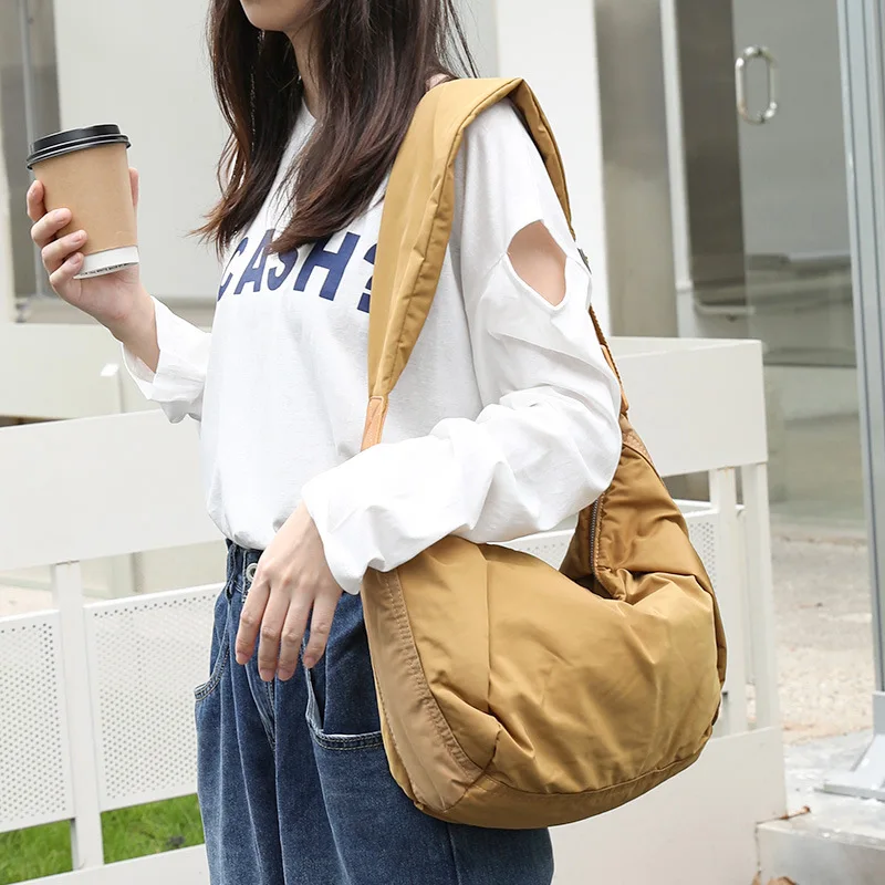 

Portable Large Capacity Shoulder Bags Women Solid Hobos Waterproof Packages Japanese South Korean Style Leisure Or Travle Bags
