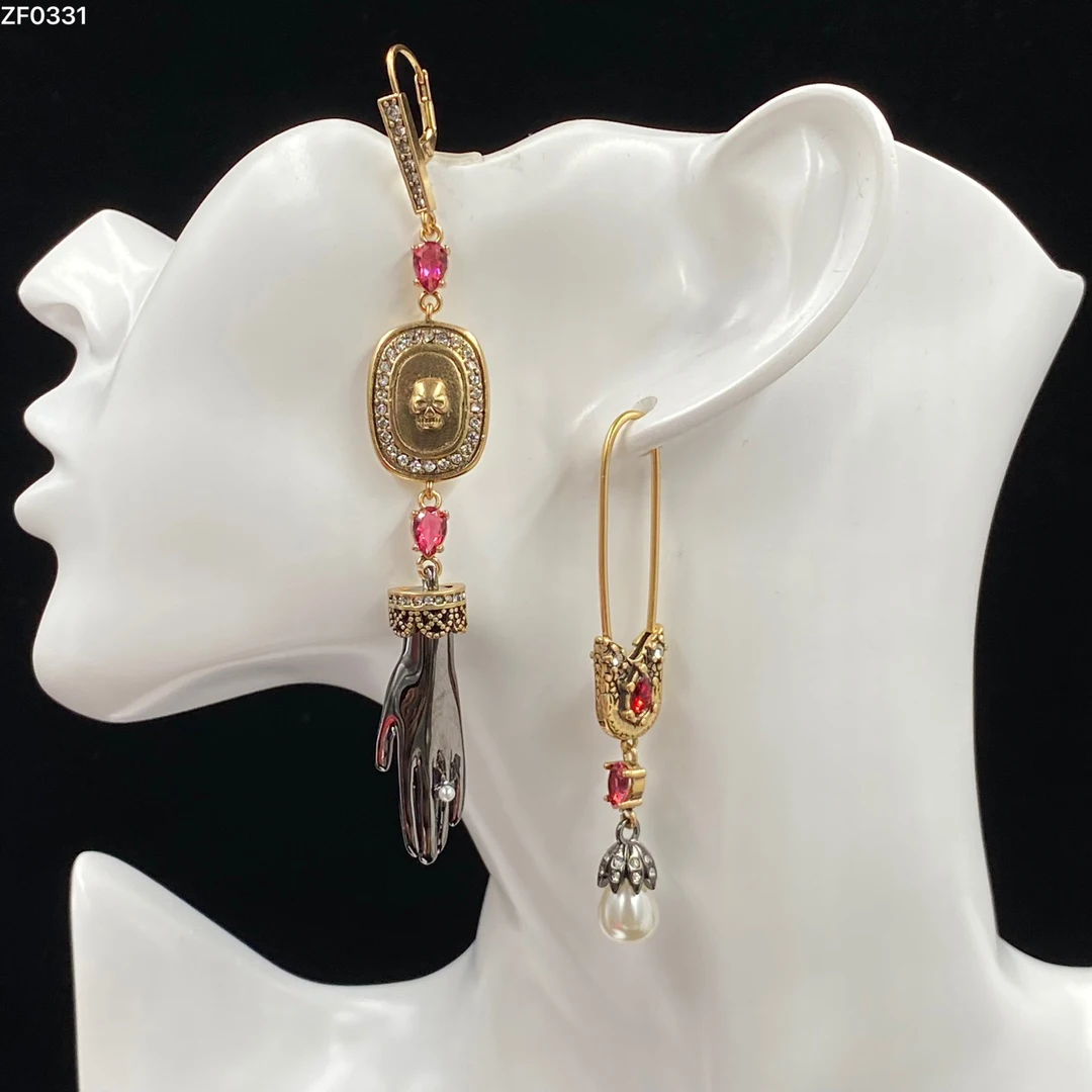 

Trendy Earrings for Women Designer Red Zirco 2023 Pin Earrings Designer Luxury Eardrops Vintage Party Jewelry Free Shipping.