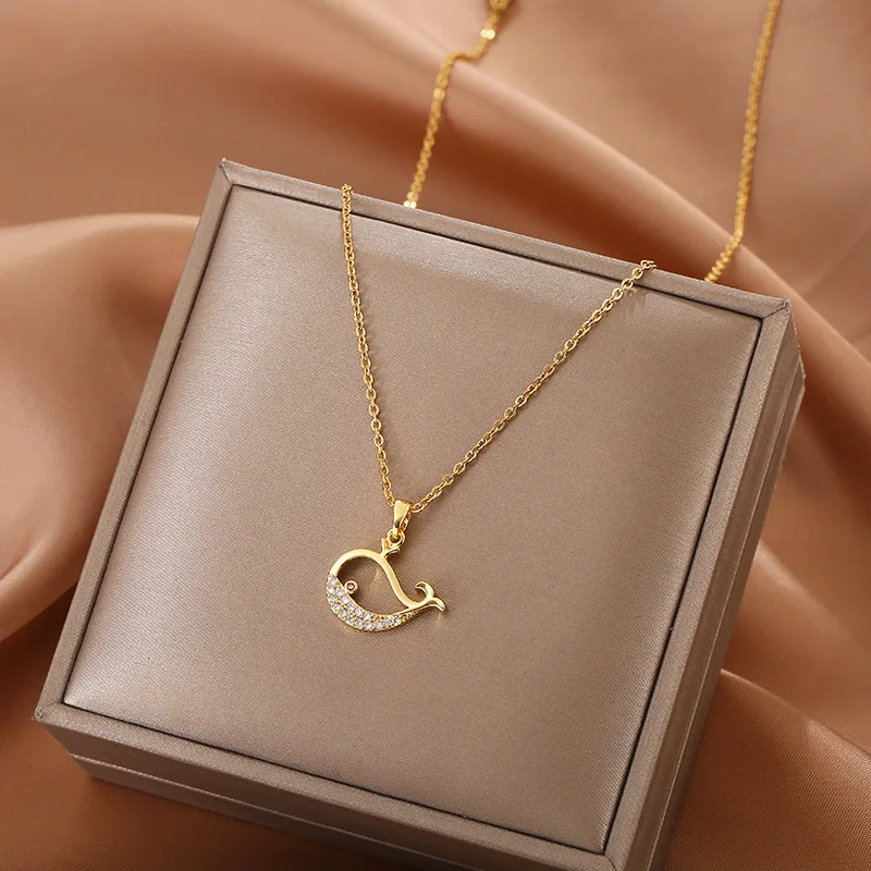 

2021The new ins small pure and fresh and 18 k gold plated cute little whale female not collarbone chain fade titanium steel