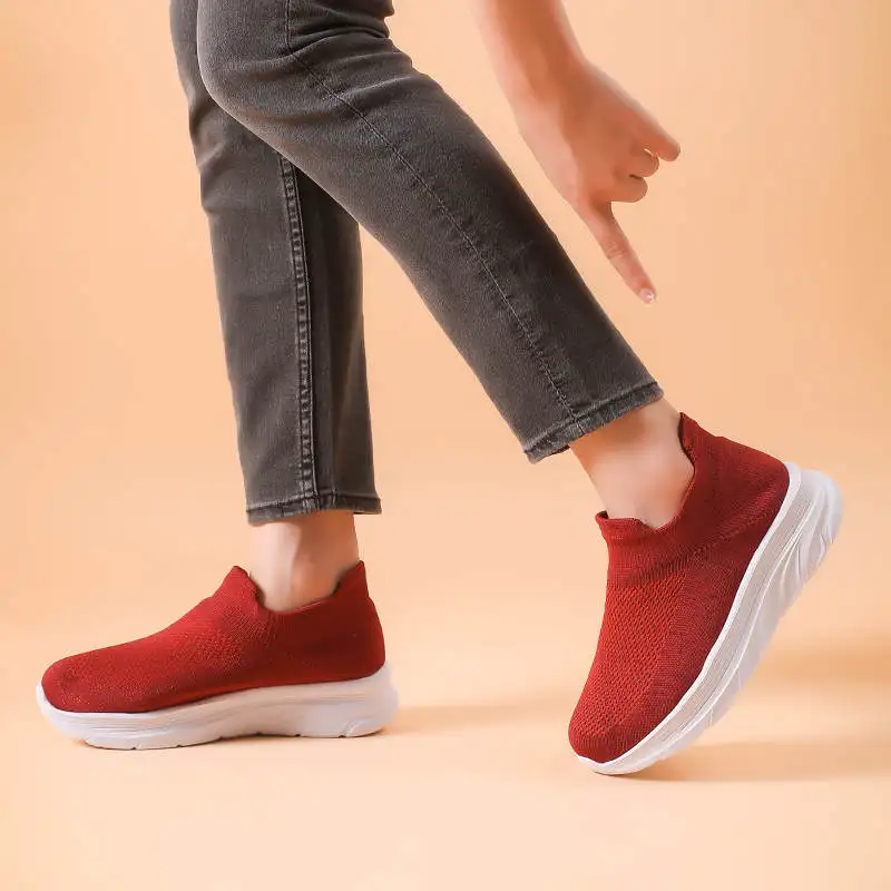 

Winter Sneakers For Women Badminton Sneakers Sport Woman Running Plus Number Running Shoes Ladies Platform Sports Shoes Tennis