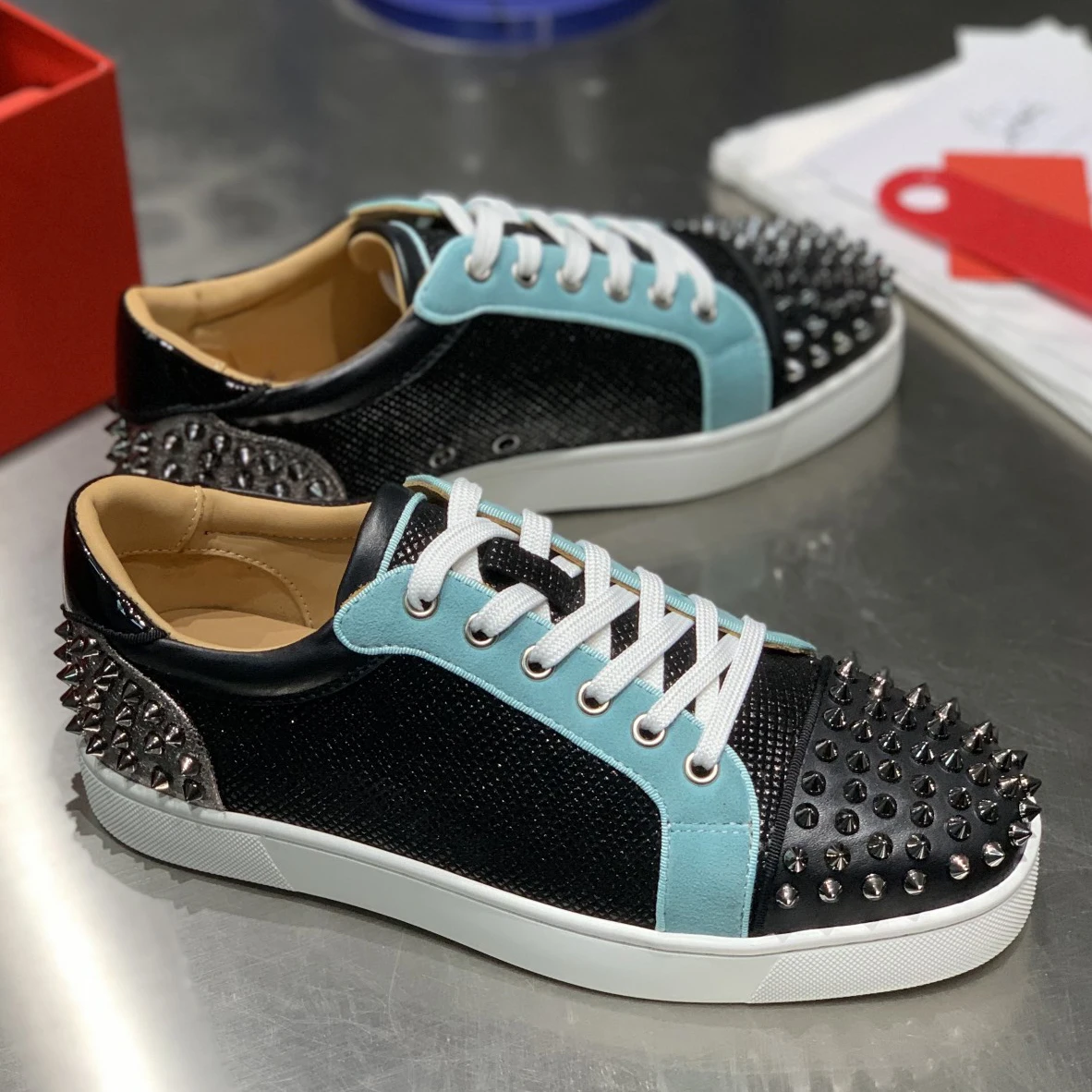 

Top Quality Red Sole Womens Trendy Casual Shoes 35-48 Luxury Mens Real Leather Sneakers Designr Couple Rock Tide Shoes HJ1503