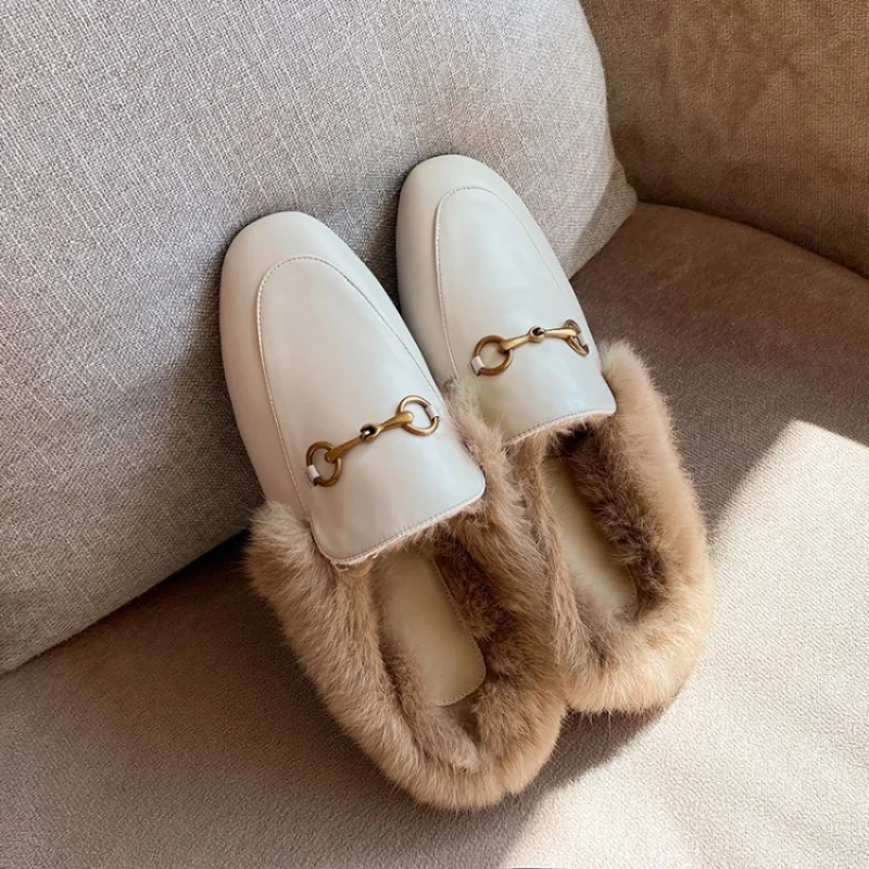 

Autumn Winter Season Ladies Flat Slippers Slip-on Designer Fashion Luxury Stud T Strap Slippers Slip-on Loafers