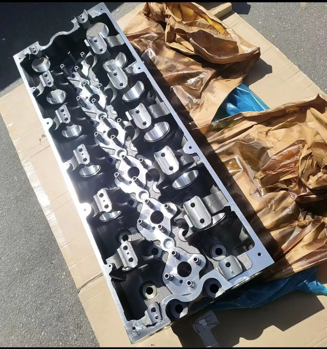 Запасные части 310-4287 310-4450 438-6011 541-3784 для QSX15 KTA19 KAT50 головки блока цилиндров Cummins