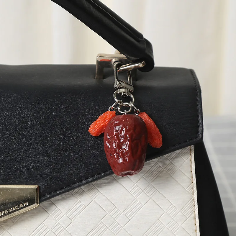 

New simulation date key chain cute funny food creativity wolfberry model props car student bag pendant Women jewelry gift key