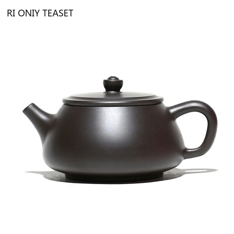 

200ml Classic Yixing Purple Clay Teapot Handmade Stone Scoop Tea Pot Raw Ore Black Mud Beauty Kettle Chinese Zisha Tea Set Gifts