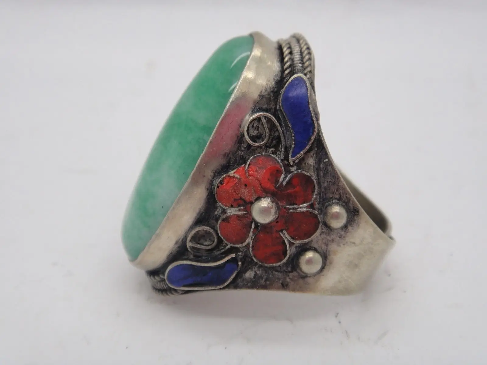 

Collectible Chinese Inlay Green Jade Old Tibet Silver Cloisonne Flower Ring
