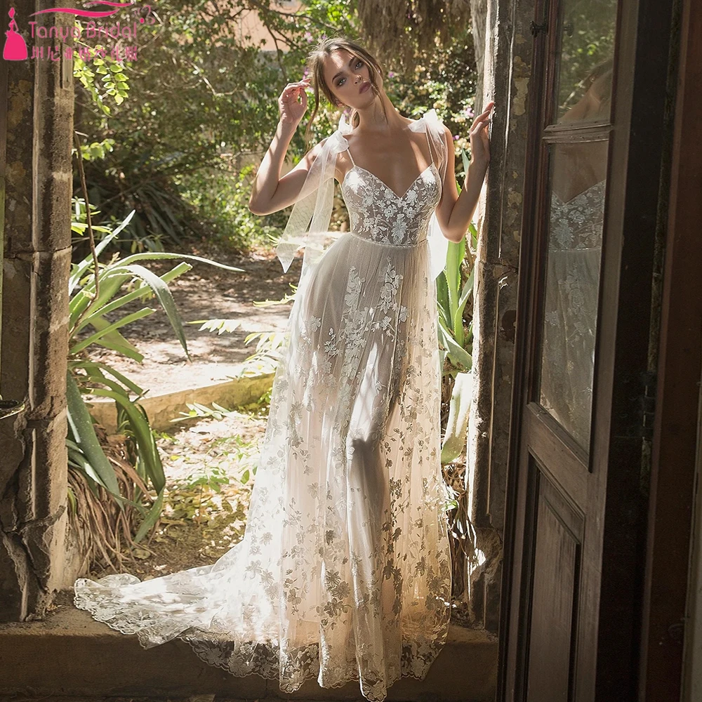 

Lace A Line Bohemian Wedding Dresses Spaghetti V-Neck Beach Bridal Gowns Chic ZW953
