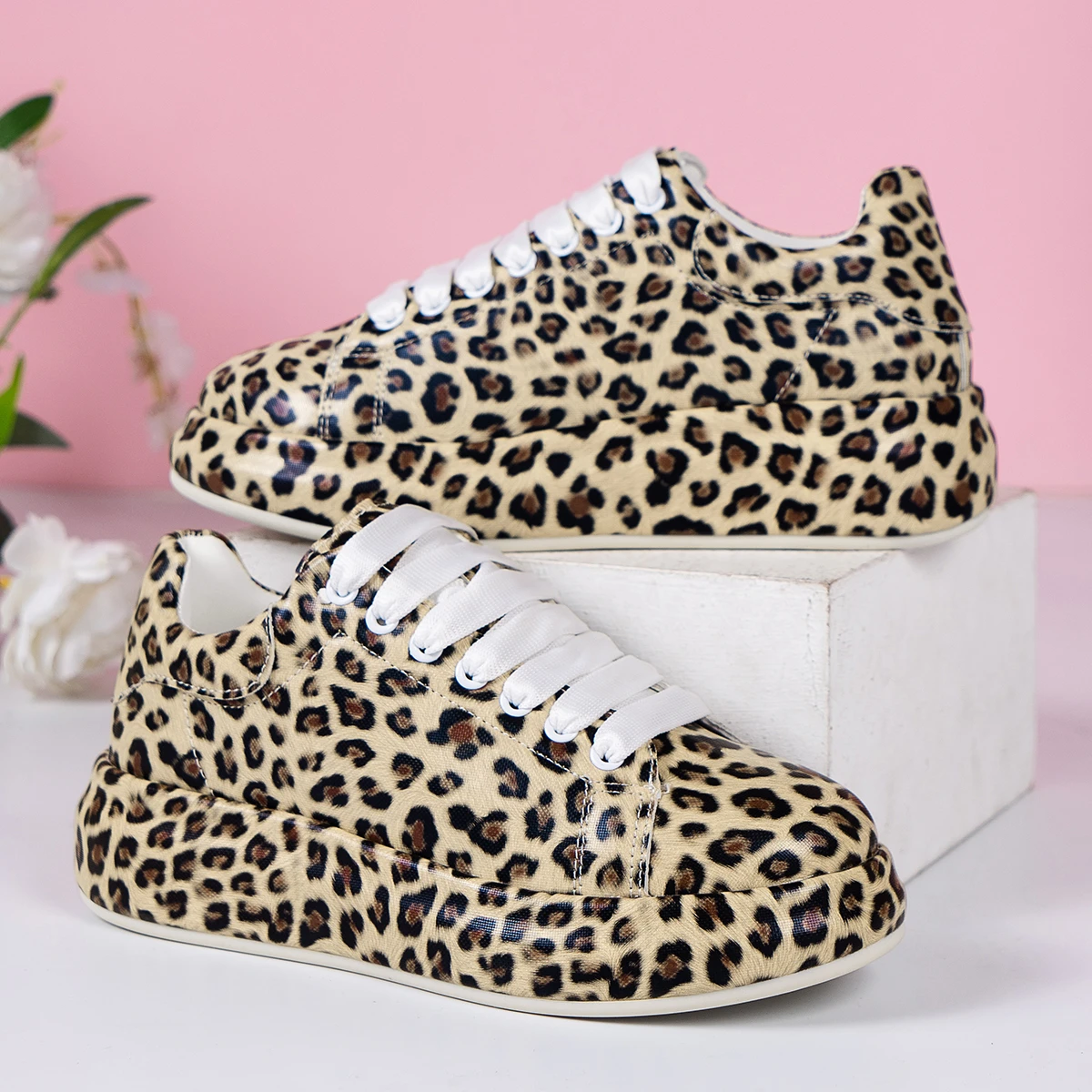 

Women's Designer Vulcanize Shoes 2023 Spring Autumn Hot Sale Lace Up Sport Shoes Ladies Round Toe Mixed Colors Platform Sneakers