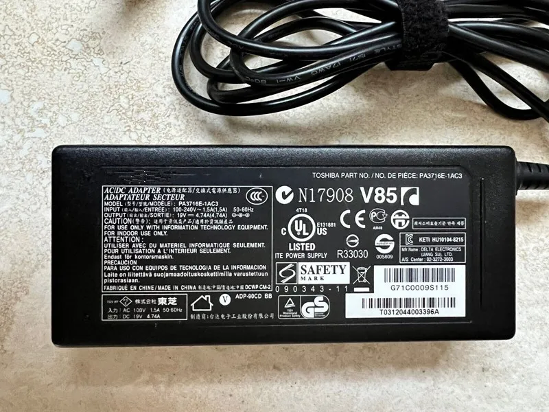 Адаптер переменного тока для ноутбука Toshiba 8829-6 PK Satellite L300 L300D L350D L505 L450D L555 S70 19 В 4 74 А