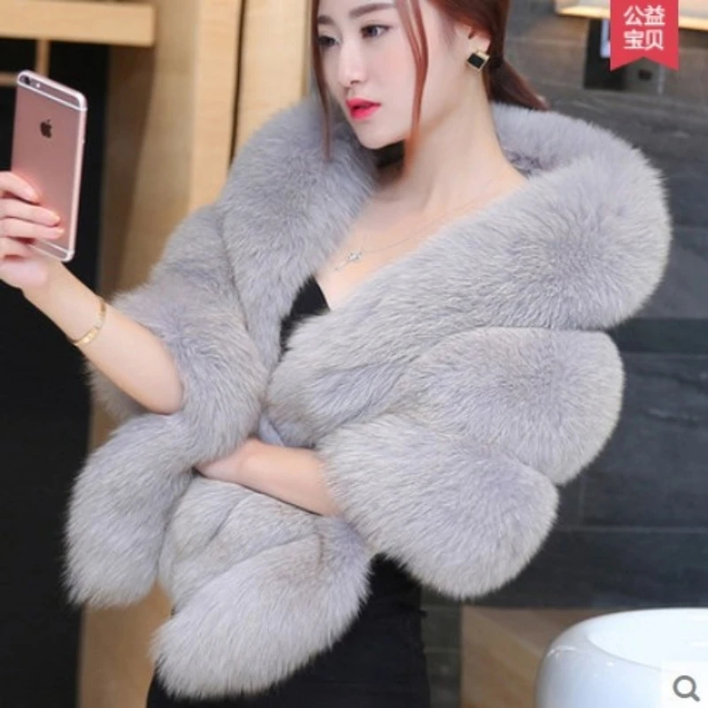 ICCLEK New winter Haining imitation fur whole skin fox hair women's short Cape waistcoat fashion coat