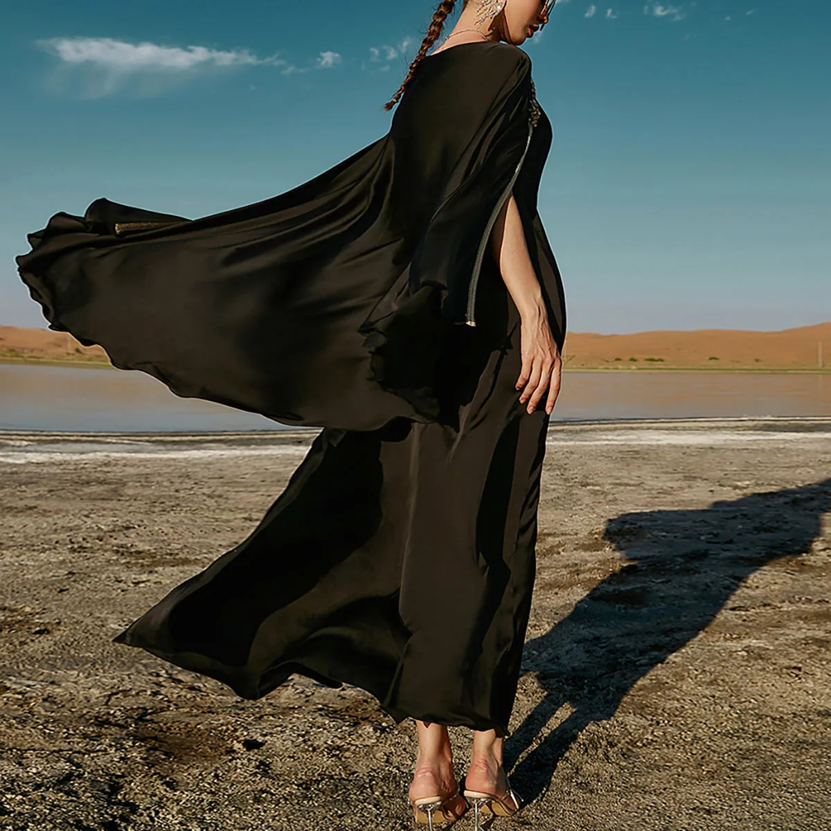 Women Hand-Sewned Embroidery Cloak Dress Travel Robe Abaya with Belt