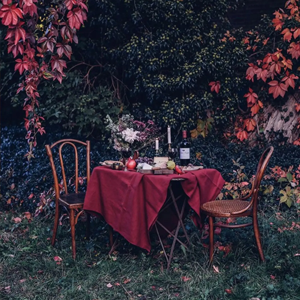 

Пасторальные скатерти из полиэстера