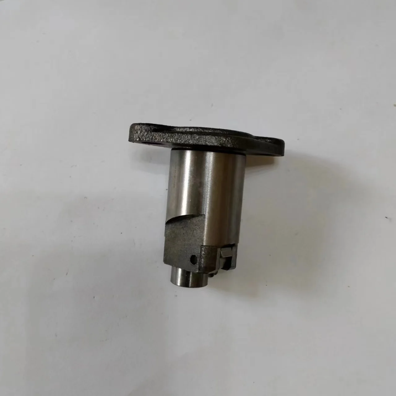 Натяжитель ремня для двигателя mitsubishi 4d56 1145-a031